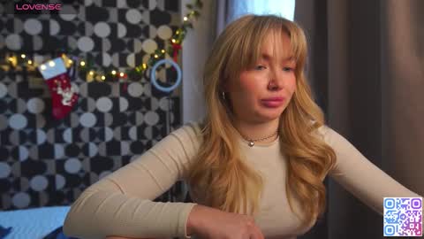 my fansly Charming daisy              My Wishlist  for new toys     online show from 14, 12, 2025