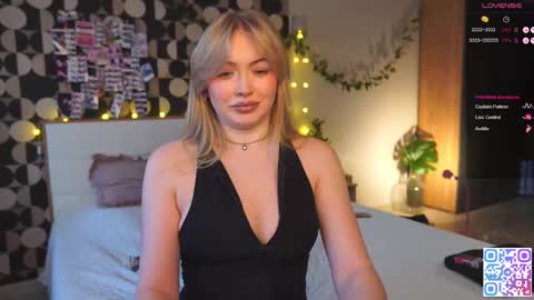 my fansly Charming daisy              My Wishlist  for new toys     online show from 17, 1, 2026