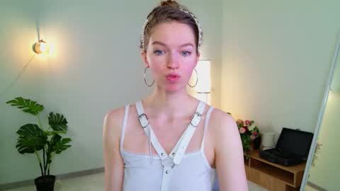 Ruru online show from 18, 2, 2026