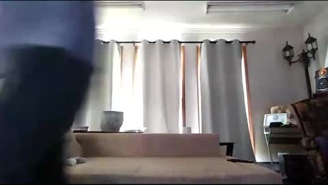 Snapshot of charmingatom chatting on 21, 9, 2025 charmingatom online show from 21, 9, 2025