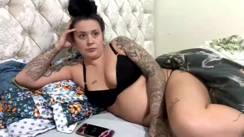 Snapshot of charsworld24 chatting on 28, 4, 2026 charsworld24 online show from 28, 4, 2026