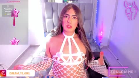 Sophie  online show from 28, 9, 2025