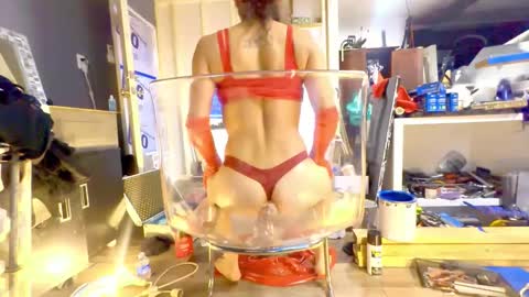 Snapshot of chavezechavez4207 chatting on 12, 9, 2025 MasterPRO online show from 12, 9, 2025