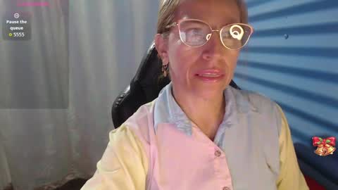 CHAYLA VICTORIA RUIZ  online show from 11, 4, 2026