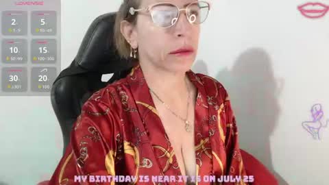 Snapshot of chayla_ruiz chatting on 7, 7, 2026 CHAYLA VICTORIA RUIZ online show from 7, 7, 2026