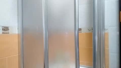 Snapshot of che9012 chatting on 24, 11, 2025 che9012 online show from 24, 11, 2025