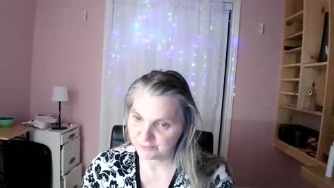 Snapshot of chealsiek chatting on 24, 4, 2026 chealsiek online show from 24, 4, 2026