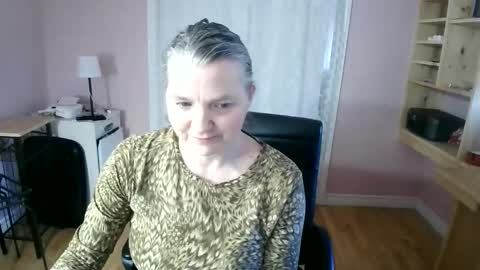 Snapshot of chealsiek chatting on 26, 4, 2026 chealsiek online show from 26, 4, 2026