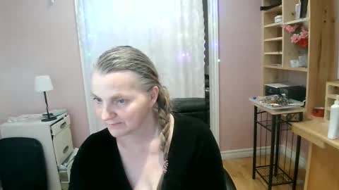 Snapshot of chealsiek chatting on 3, 5, 2026 chealsiek online show from 3, 5, 2026