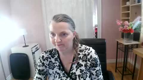 Snapshot of chealsiek chatting on 3, 5, 2026 chealsiek online show from 3, 5, 2026