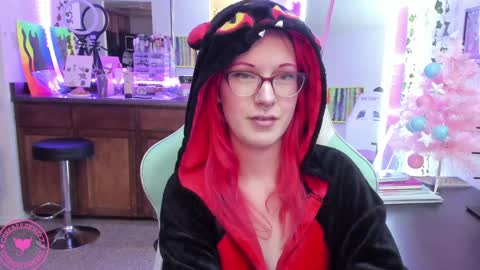 Candy Cuntress CheeTHIS CAM IS NON NUDE online show from 11, 12, 2024
