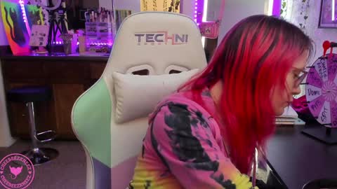 Candy Cuntress CheeTHIS CAM IS NON NUDE online show from 1, 1, 2025