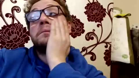 Snapshot of cheekycha539041 chatting on 4, 1, 2025 cheekycha539041 online show from 4, 1, 2025