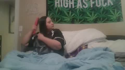 Snapshot of cheekychick420 chatting on 14, 12, 2025 cheekychick420 online show from 14, 12, 2025