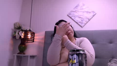 Snapshot of cheelsea_ chatting on 23, 12, 2024 cheelsea_ online show from 23, 12, 2024