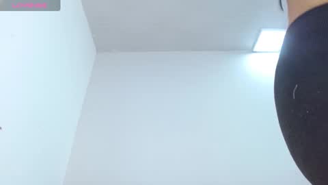 Snapshot of cheerlynn chatting on 23, 1, 2025 Cherlyn online show from 23, 1, 2025