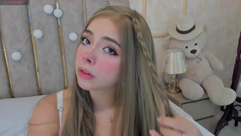 Snapshot of cheerrysweett chatting on 13, 12, 2024 Baby Cherry online show from 13, 12, 2024