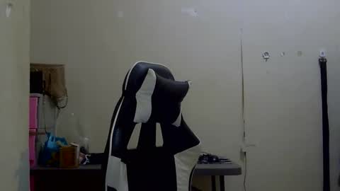 chelly4u69 online show from 25, 9, 2025