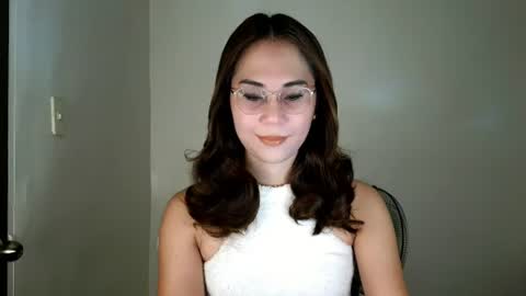 Snapshot of chelly4u69 chatting on 13, 6, 2026 chelly4u69 online show from 13, 6, 2026