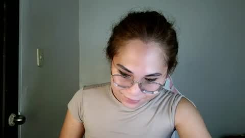 Snapshot of chelly4u69 chatting on 30, 6, 2026 chelly4u69 online show from 30, 6, 2026