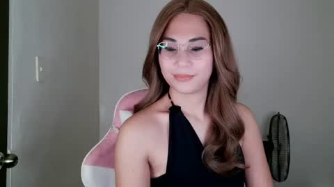 Snapshot of chelly4u69 chatting on 8, 7, 2026 chelly4u69 online show from 8, 7, 2026