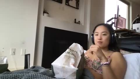 chellybear101 online show from 24, 12, 2024