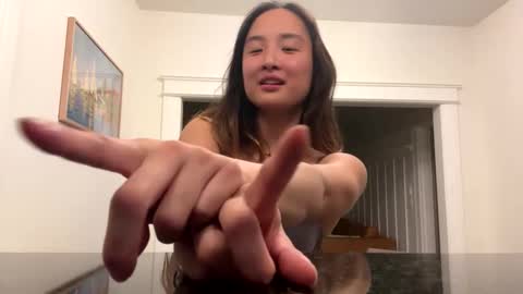 chellybear101 online show from 10, 1, 2025