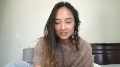 chellybear101 online show from 8, 2, 2025