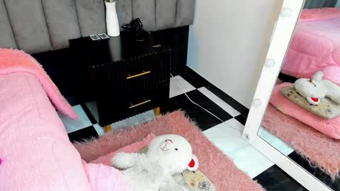 chelsea_bolton_ online show from 24, 11, 2025