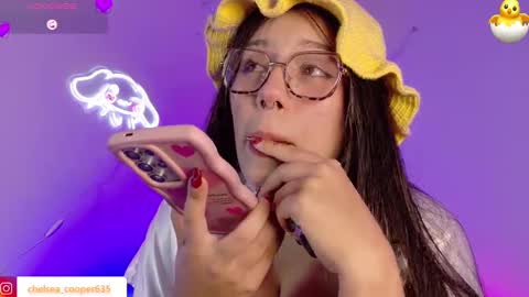 Snapshot of chelsea_coo chatting on 2, 2, 2025 Chelsea online show from 2, 2, 2025