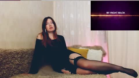 Snapshot of chelsey_rayne chatting on 5, 3, 2025 Instagram faroffland online show from 5, 3, 2025