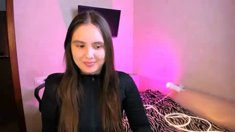 Chelsy  Luxe  online show from 5, 7, 2026