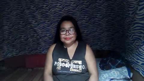 Snapshot of chenita_kits chatting on 17, 11, 2025 chenita_kits online show from 17, 11, 2025