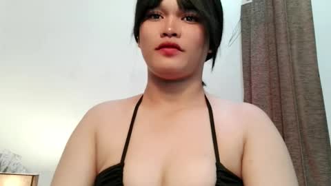 Snapshot of chennybbgirl chatting on 5, 11, 2025 chenny online show from 5, 11, 2025