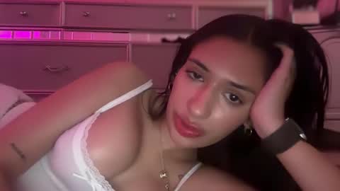 Snapshot of cherliecarmen chatting on 29, 1, 2025 cherliecarmen online show from 29, 1, 2025