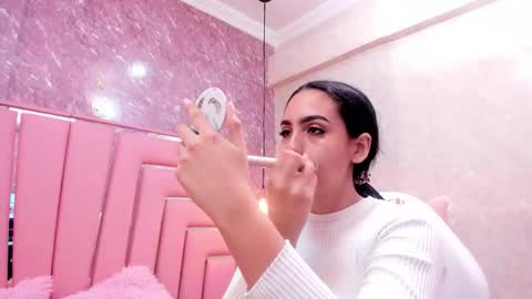 Emma  online show from 30, 11, 2025