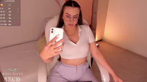 Cherry online show from 12, 3, 2025