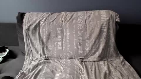 Snapshot of cherry_hell chatting on 13, 10, 2025 Astrid online show from 13, 10, 2025