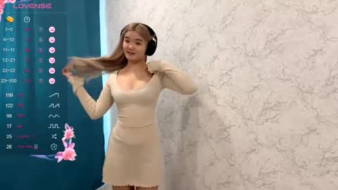 Snapshot of cherry_in_dreams chatting on 4, 11, 2025 Kate online show from 4, 11, 2025