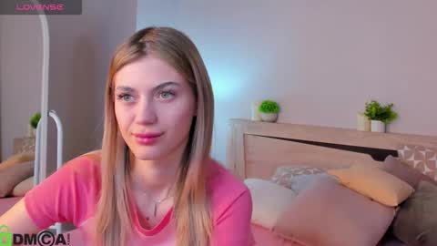 cherry_pr1ce online show from 22, 12, 2025