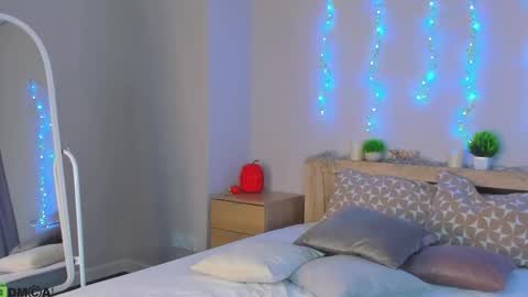 cherry_pr1ce online show from 17, 4, 2026