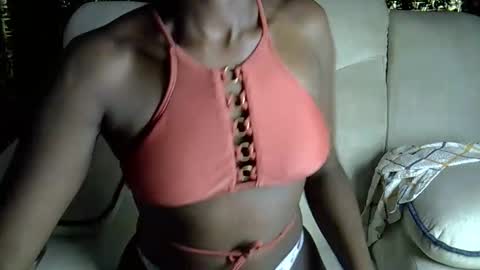 Snapshot of cherry_venuss chatting on 17, 11, 2025 Cherry venuss online show from 17, 11, 2025