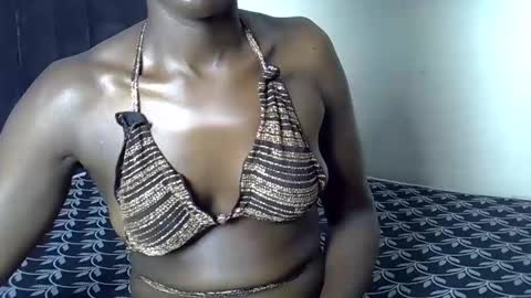 Snapshot of cherry_venuss chatting on 22, 11, 2025 Cherry venuss online show from 22, 11, 2025