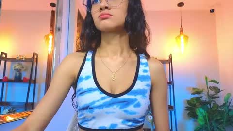 Snapshot of cherry_vixen_ chatting on 17, 4, 2026 Sery online show from 17, 4, 2026