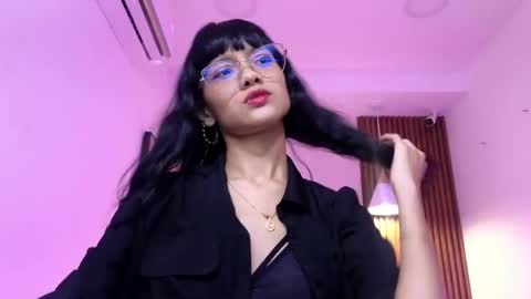 Snapshot of cherry_vixen_ chatting on 6, 5, 2026 Sery online show from 6, 5, 2026