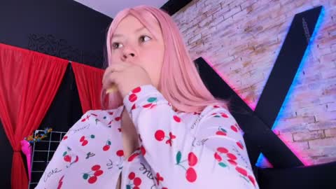     online show from 10, 4, 2026