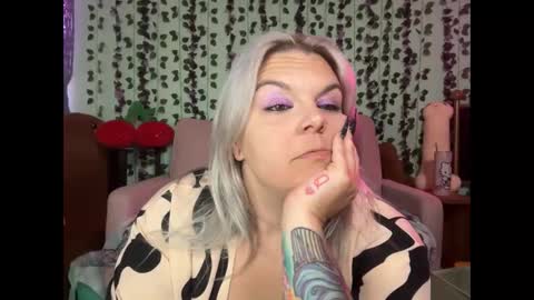 CherryBombBomb online show from 30, 5, 2026