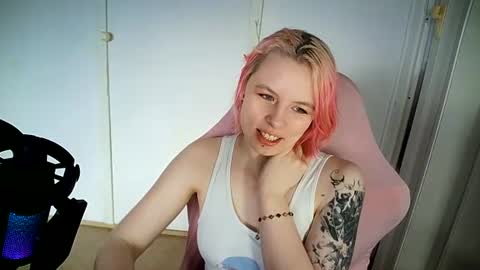 cherrybaby_0 online show from 14, 6, 2026
