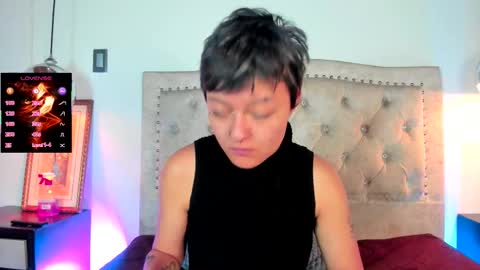 Snapshot of cherryblow_ chatting on 14, 12, 2025 Cherry Glow online show from 14, 12, 2025