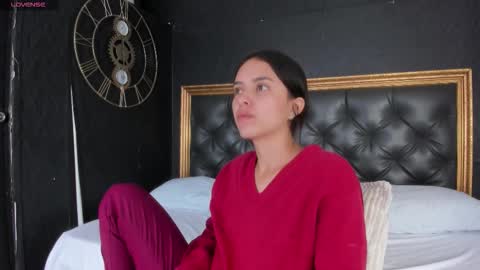 Snapshot of cherrybombs_ chatting on 17, 12, 2025 Cherry online show from 17, 12, 2025